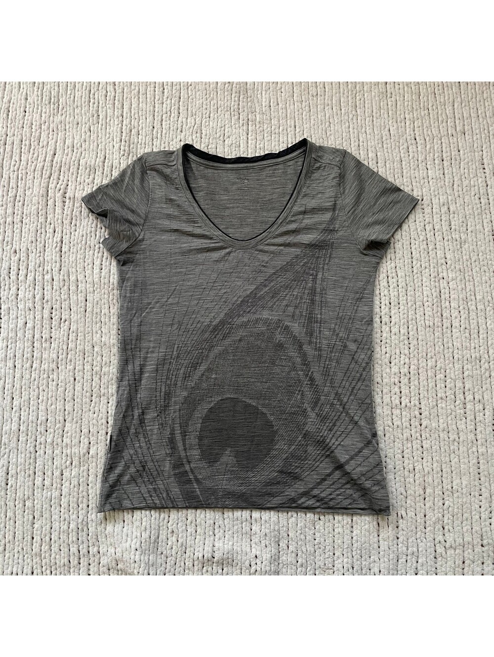 Icebreaker Women’s Grey V-Neck Athletic T-Shirt